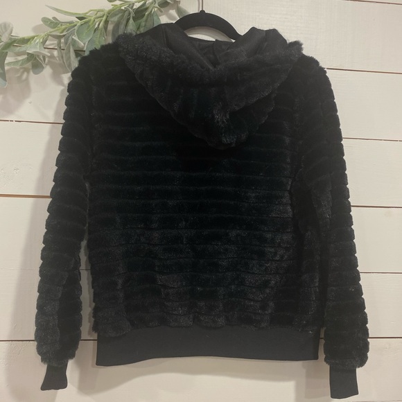 Faux Fur Hooded Jogger Jacket NWOT - Picture 2 of 3